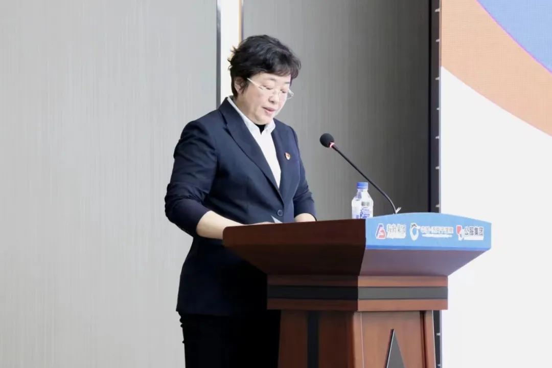 皇冠welcome官网集团、温泉集团、公服集团2023年新任干部任前集体谈话及集体送任仪式圆满结束